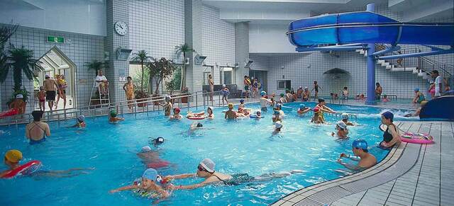 一年中遊べる東海の人気屋内プール24選　スライダー＆温泉も！