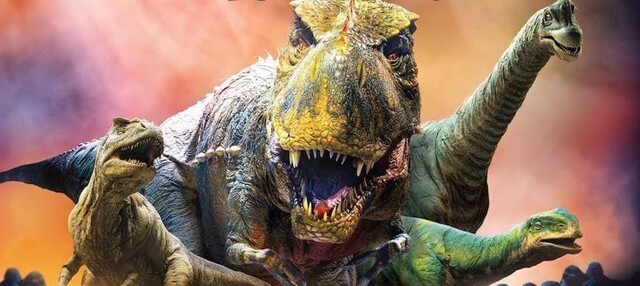 横浜で世界最大の恐竜ショー開催　実物大のリアルな動きに大興奮