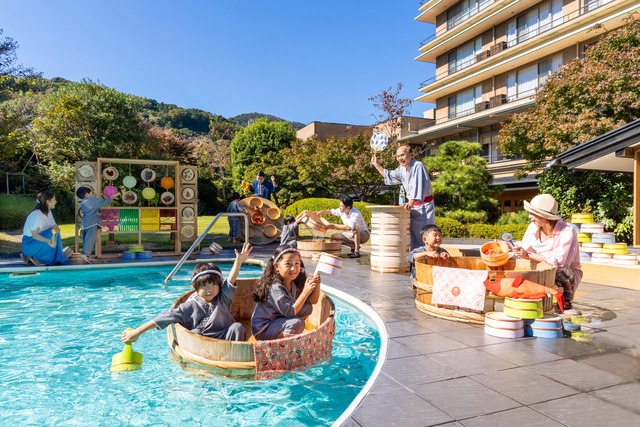 星野リゾート「界 伊東」で温泉たらい祭り　夏休みの旅行に最適