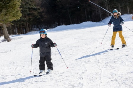スキーとスノボー、子供のデビューはどっちがいい？ 年齢も紹介   子供