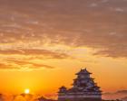 【2/29まで】朝日を浴びる世界遺産・姫路城を望む 早朝ウォーキング