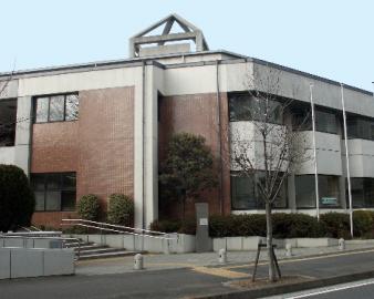 横浜市立　中図書館
