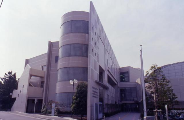 平塚市南図書館