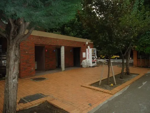 【施設写真】 提供：「恐るべき児童公園」（http://waradutoya.blog.so-net.ne.jp）