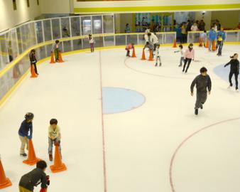 東海で楽しめるアイススケート場 子供の遊び場 お出かけスポット いこーよ