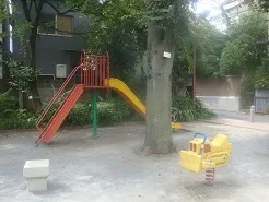 【施設写真】 提供：「恐るべき児童公園」（https://waradutoya.blog.so-net.ne.jp）
