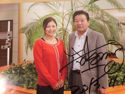 【施設写真】 ヨコミネ式を開発した横峯吉文理事長と姪っ子の横峯さくらさん♪