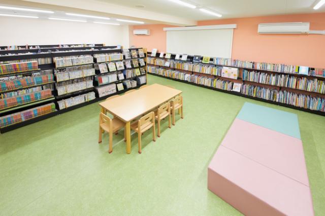 千代田区立四番町図書館