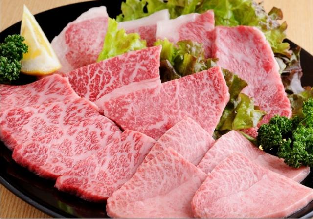 松阪牛焼肉・ホルモン 一升びん四日市泊店