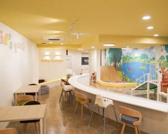 Kids Cafe Cocco（キッズカフェ こっこ）