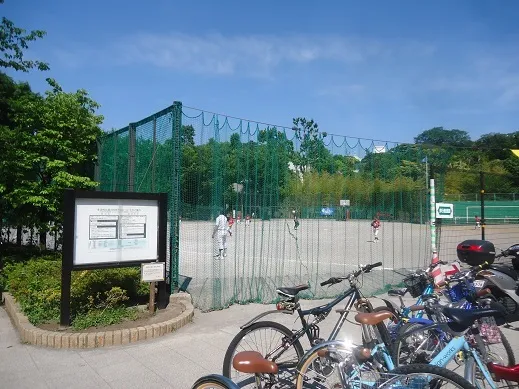 【施設写真】 提供：「恐るべき児童公園」（http://waradutoya.blog.so-net.ne.jp）