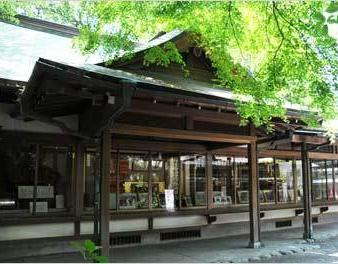 鎌倉宮宝物殿