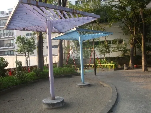 【施設写真】 提供：「恐るべき児童公園」（http://waradutoya.blog.so-net.ne.jp）