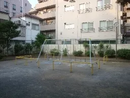 【施設写真】 提供：「恐るべき児童公園」（http://waradutoya.blog.so-net.ne.jp）