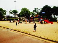 親子に優しい「キッズスペース」がある児童総合遊園