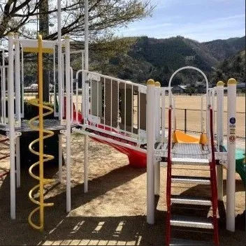 新しい遊具が新設されました！