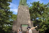 ○高知桂浜、龍馬像は想像以上に大きかった