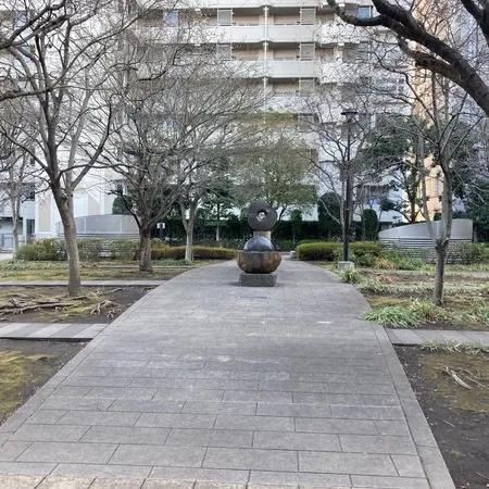 【ユーザ投稿】 2階部分にあります。第二公園と歩道...