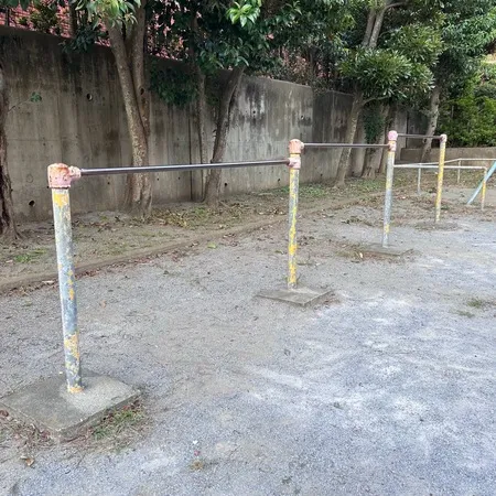 すばな通り近くの集合住宅に囲まれた...