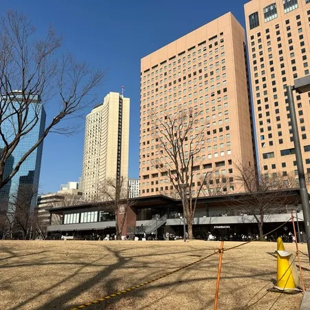【ユーザ投稿】 新宿中央公園に4歳6歳を連れて行っ...