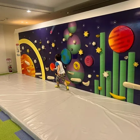 キッズエリアが想像より狭くて、小さ...