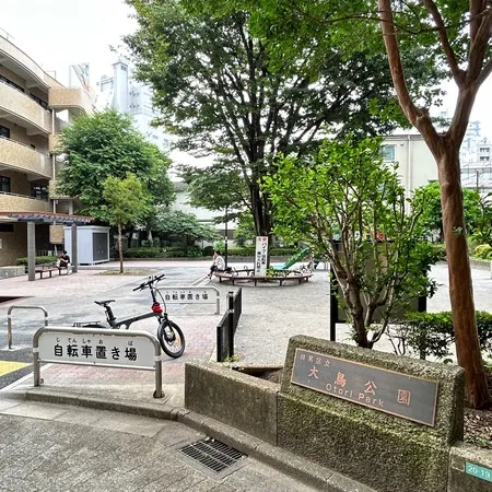 大鳥神社の近く、権之助坂から一本入...