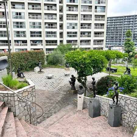長泉院に附属する現代彫刻美術館で、...