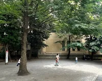 【ユーザ投稿】 中目黒駅東口から徒歩数分のビルと線...
