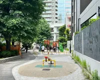 【ユーザ投稿】 中目黒駅東口から徒歩数分のビルと線...