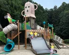 雨の日だったせいもありますが、遊具...