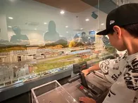 入場料が安いのに無料で操縦するもの...