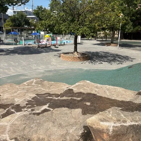 【ユーザ投稿】 オムツの子どもでも入れる水場がある...
