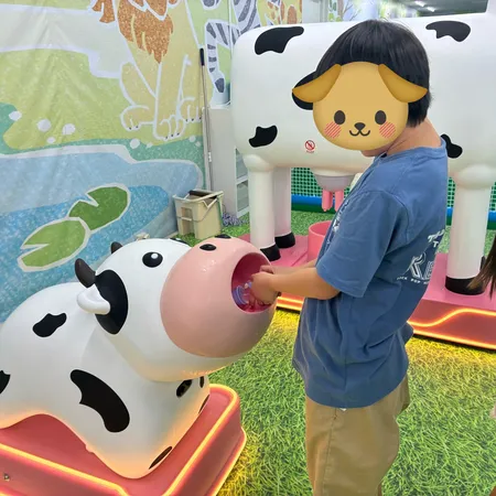 夏休みだし出来たばかりだから混んで...