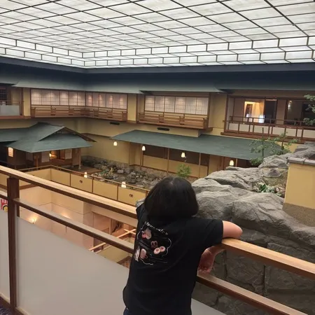 ロビーが圧巻でした。和風の吹き抜け...