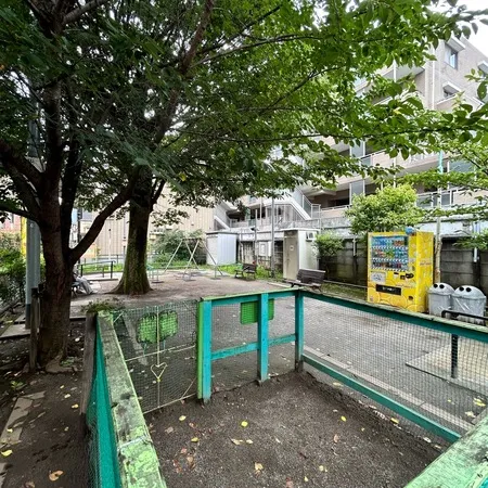 【ユーザ投稿】 比較的静かな住宅街住宅街の中にある...