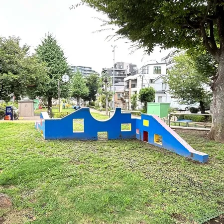 【ユーザ投稿】 恵比寿駅から少し坂を上った住宅街に...