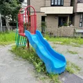 目黒三田通りと新茶屋坂通りの中間、...
