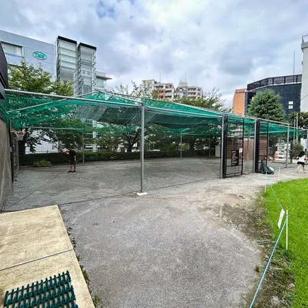 【ユーザ投稿】 恵比寿ガーデンプレイスの線路を挟ん...