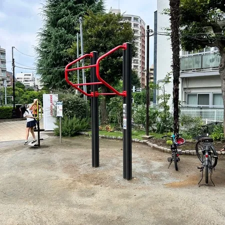 【ユーザ投稿】 恵比寿ガーデンプレイスの線路を挟ん...
