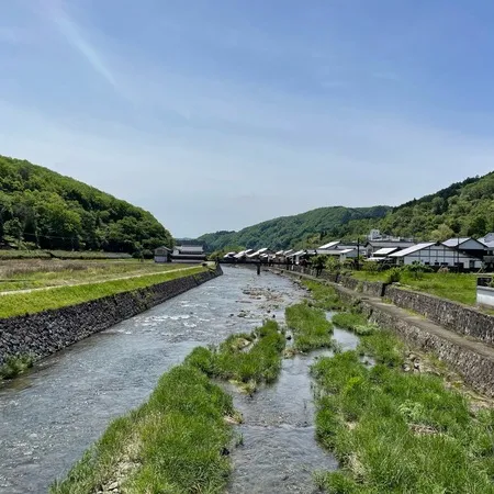 近くの平福の宿場町の街並みを散策で...