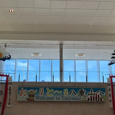 オシャレなお店もたくさんあり、水槽...
