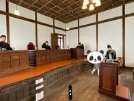 昔裁判所だった頃の再現がされており...