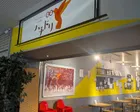 入口入ってすぐ右側にカフェがあります。