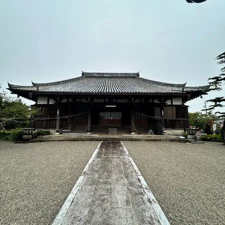 松阪市白粉町にある来迎寺です。松阪...