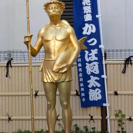 商店街の途中にあります。