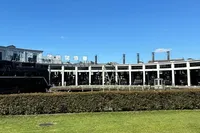 最寄駅からはすぐ。ベビーカーは無料...