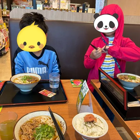 35年以上愛されているという肉うど...