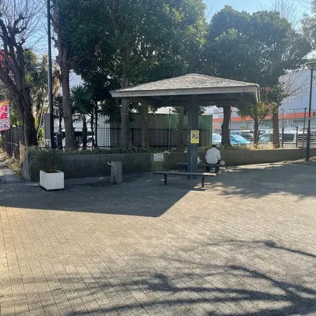 軽く体を動かしたい時に。鉄棒あるの...
