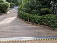 2Fに新しい　カフェがオープンして...