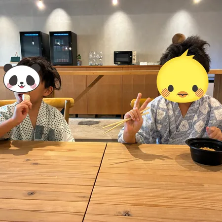 子供達にお菓子のプレゼントがあり大喜び✨